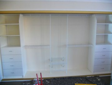 Wire shelving 23