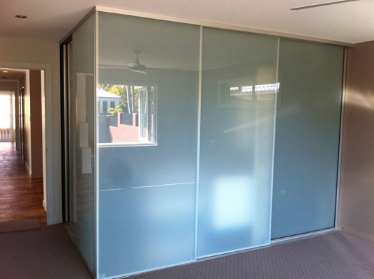 transparent glass sliding wardrobe door