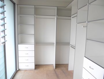 Walk-in Wardrobe